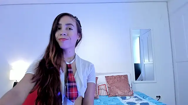 Snapshot of Estrella_Duran chatting on January 8, 7:45 pm Estrella Duran online show from January 8, 7:45 pm