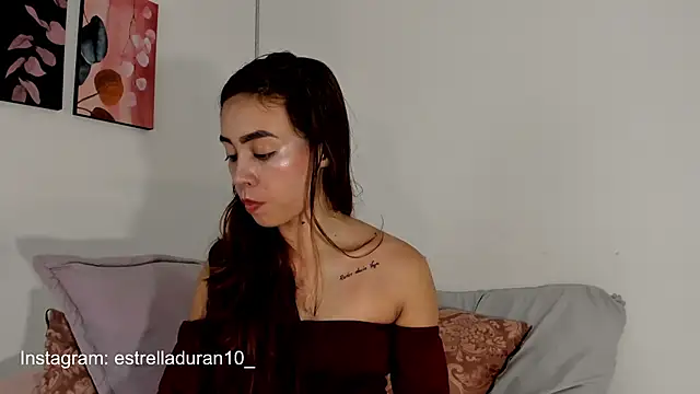 Snapshot of Estrella_Duran chatting on January 30, 10:41 pm Estrella Duran online show from January 30, 10:41 pm