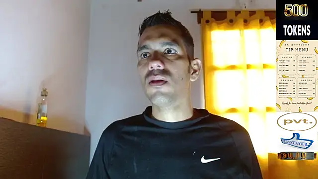 JohanyLatino online show from April 15, 7:21 pm