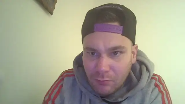 Snapshot of ACABFTP chatting on October 18, 11:44 am ACABFTP online show from October 18, 11:44 am