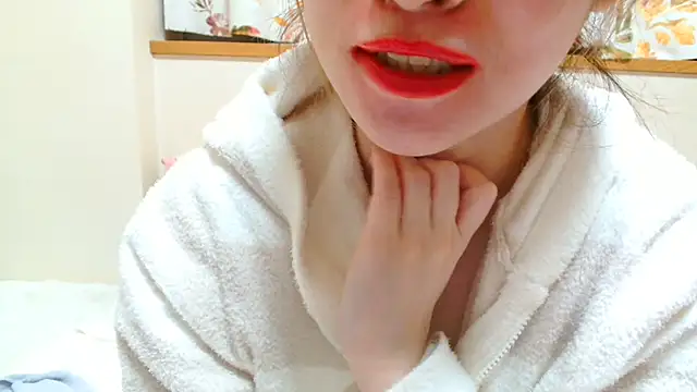 Snapshot of liliyRiSAcha-n chatting on January 28, 9:08 pm liliyRiSAcha-n online show from January 28, 9:08 pm