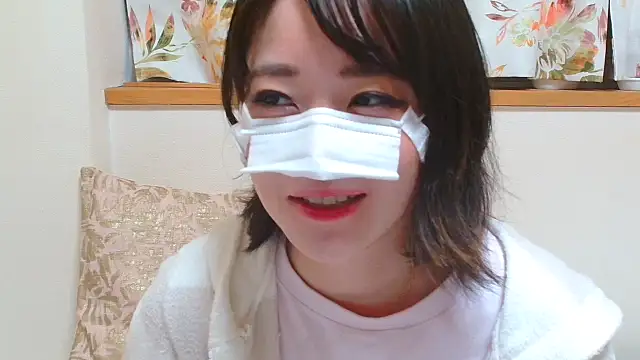 liliyRiSAcha-n online show from December 3, 7:16 am