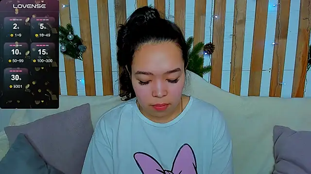 Snapshot of Kris_top_Lee chatting on December 15, 5:13 am Kris top Lee online show from December 15, 5:13 am