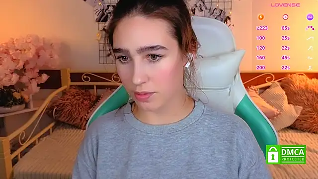  Eliizabeth  online show from February 26, 9:47 pm