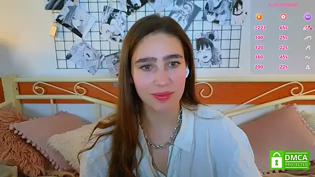  Eliizabeth  online show from March 24, 11:10 pm