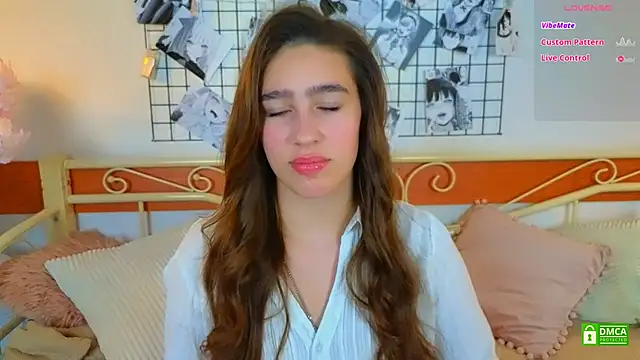  Eliizabeth  online show from April 16, 5:47 pm