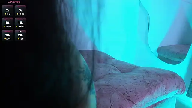 Snapshot of emma_woods_ chatting on February 3, 5:24 pm emma woods  online show from February 3, 5:24 pm