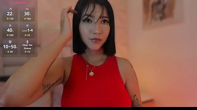 Snapshot of emma_woods_ chatting on October 6, 8:28 pm emma woods  online show from October 6, 8:28 pm