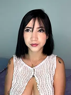 Snapshot of emma_woods_ chatting on October 29, 10:39 am emma woods  online show from October 29, 10:39 am