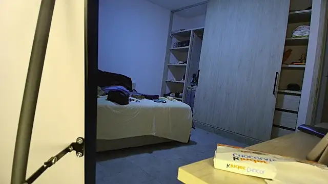 roxana collins online show from March 26, 3:23 am