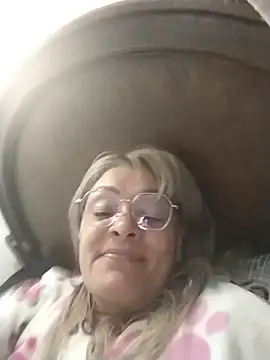 RebeccaThompson online show from May 12, 5:26 am