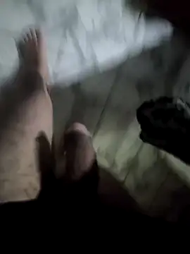 KingZilla2023 online show from December 14, 5:46 am