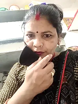 Snapshot of Riyaa-Devi chatting on January 29, 5:45 pm Riyaa-Devi online show from January 29, 5:45 pm