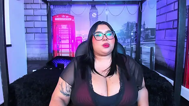 Snapshot of tifanny_bigboobs11 chatting on May 11, 4:04 pm tifanny bigboobs11 online show from May 11, 4:04 pm