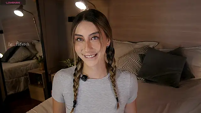 lua ferch   online show from May 22, 1:06 pm