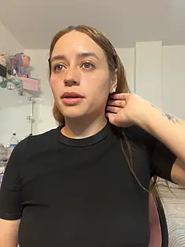 Snapshot of Natalia_Suarez chatting on April 30, 3:46 am Natalia Suarez online show from April 30, 3:46 am