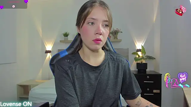 nataly rodri online show from February 15, 1:57 am