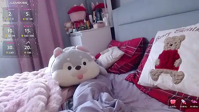 Snapshot of Viktoriiya_bald chatting on January 10, 12:29 pm Viktoriiya bald online show from January 10, 12:29 pm