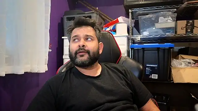 Sakhtlaundaz online show from October 30, 9:04 pm