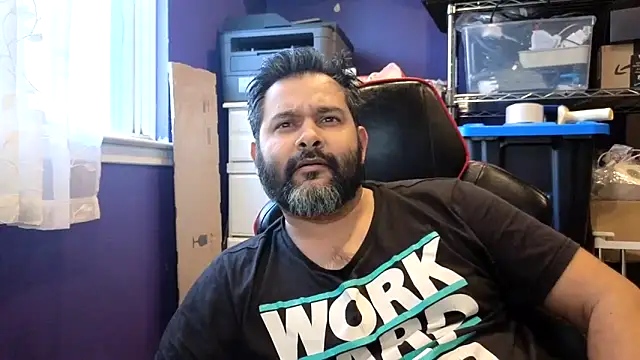 Sakhtlaundaz online show from March 14, 10:15 pm