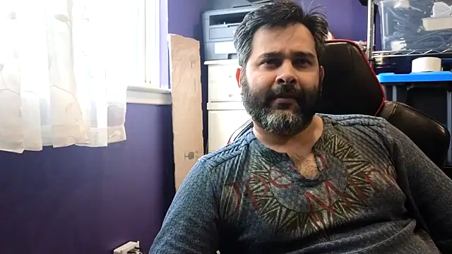 Sakhtlaundaz online show from March 17, 9:18 pm