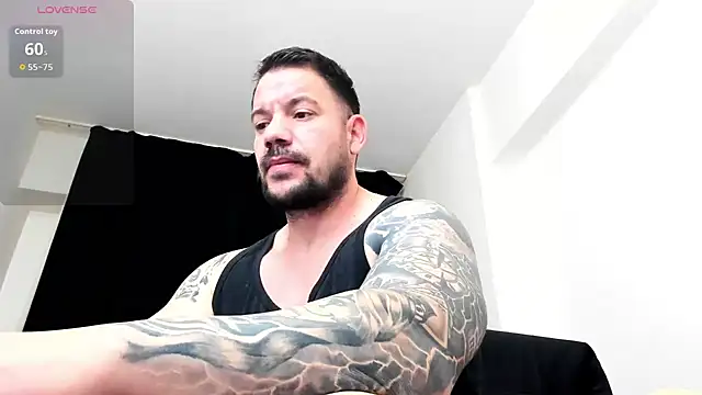 musclemonster31 online show from February 4, 12:44 pm