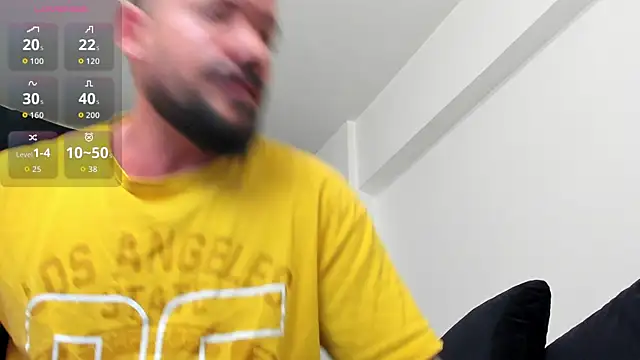 Snapshot of musclemonster31 chatting on June 10, 12:04 pm musclemonster31 online show from June 10, 12:04 pm