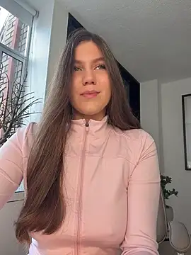 Snapshot of AmelieLaurent_ chatting on July 27, 12:56 pm AmelieLaurent online show from July 27, 12:56 pm