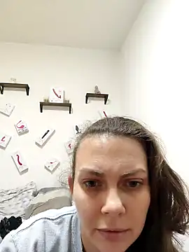 LEAsquirt91 online show from January 7, 8:52 pm