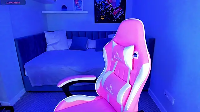 Snapshot of Lexi_Split chatting on February 11, 8:26 am Lexi Split online show from February 11, 8:26 am