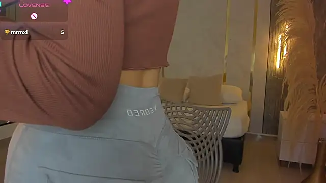 riley sierra online show from April 9, 12:54 pm