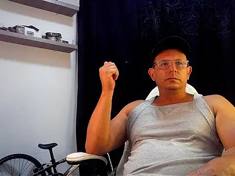 pedropicapi online show from February 27, 1:16 am