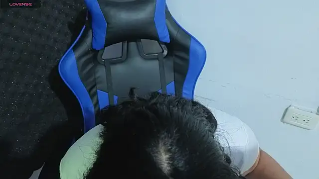 Cuteprincess21 online show from March 4, 11:55 pm