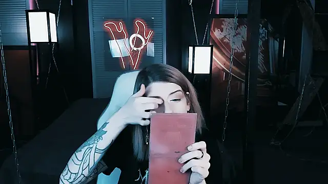 Snapshot of Noah_ElmerX chatting on December 17, 3:06 pm Noah ElmerX online show from December 17, 3:06 pm