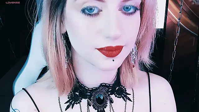 Snapshot of Noah_ElmerX chatting on January 8, 10:27 pm Noah ElmerX online show from January 8, 10:27 pm