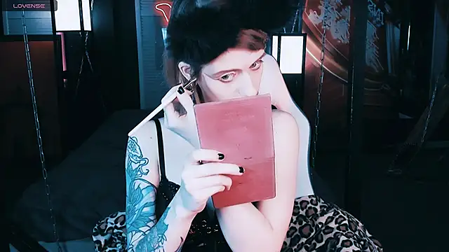 Snapshot of Noah_ElmerX chatting on January 10, 11:18 pm Noah ElmerX online show from January 10, 11:18 pm