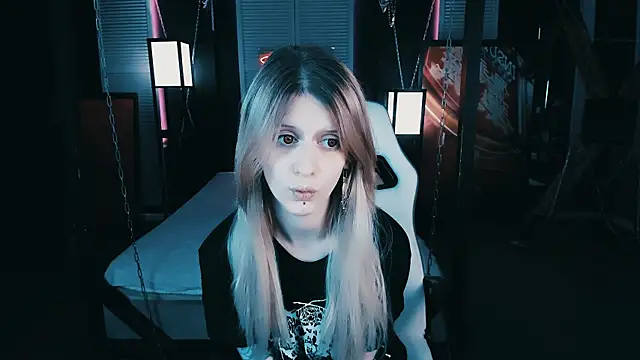 Snapshot of Noah_ElmerX chatting on January 31, 8:54 pm Noah ElmerX online show from January 31, 8:54 pm