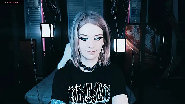 Snapshot of Noah_ElmerX chatting on February 4, 9:52 pm Noah ElmerX online show from February 4, 9:52 pm