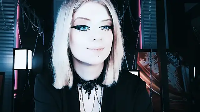 Snapshot of Noah_ElmerX chatting on February 6, 12:00 am Noah ElmerX online show from February 6, 12:00 am