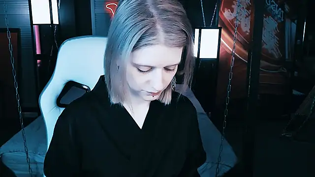 Snapshot of Noah_ElmerX chatting on February 6, 8:02 pm Noah ElmerX online show from February 6, 8:02 pm