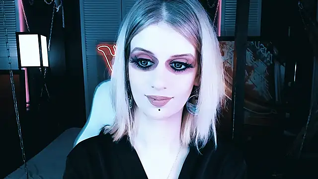 Snapshot of Noah_ElmerX chatting on March 3, 10:42 pm Noah ElmerX online show from March 3, 10:42 pm