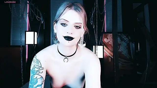 Snapshot of Noah_ElmerX chatting on March 6, 10:36 pm Noah ElmerX online show from March 6, 10:36 pm