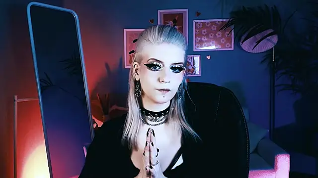 Snapshot of Noah_ElmerX chatting on October 15, 3:12 pm Noah ElmerX online show from October 15, 3:12 pm