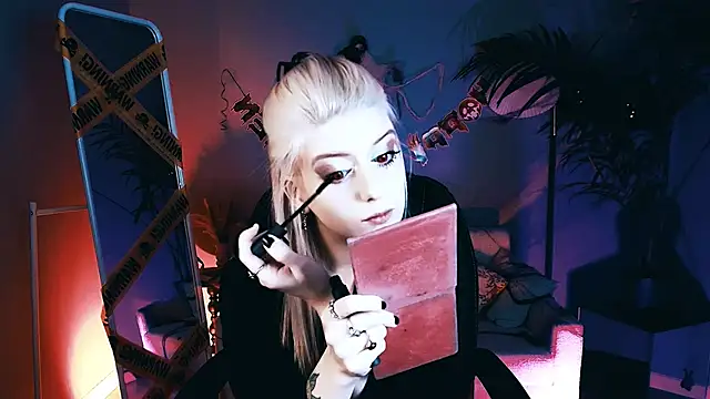 Snapshot of Noah_ElmerX chatting on October 23, 10:19 pm Noah ElmerX online show from October 23, 10:19 pm