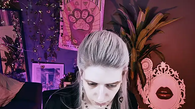 Snapshot of Noah_ElmerX chatting on March 24, 2:22 pm Noah ElmerX online show from March 24, 2:22 pm