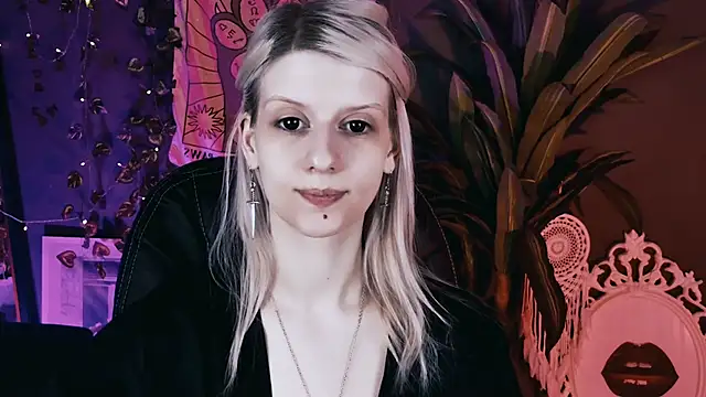 Snapshot of Noah_ElmerX chatting on March 28, 1:54 pm Noah ElmerX online show from March 28, 1:54 pm