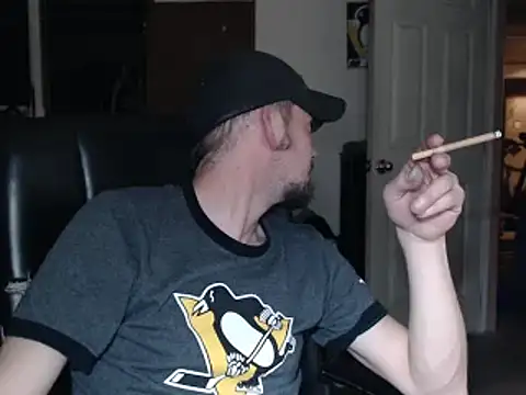 pensguy30 online show from December 10, 11:40 pm