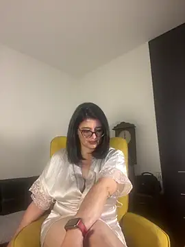 Snapshot of adriana71 chatting on May 29, 1:47 am adriana71 online show from May 29, 1:47 am