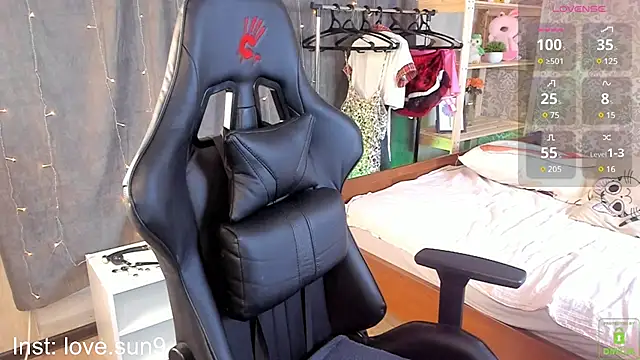 Michel Momsen online show from February 13, 3:14 pm