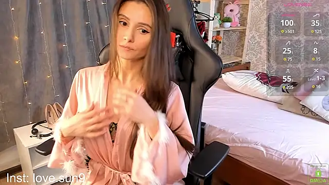 Michel Momsen online show from February 24, 12:05 pm